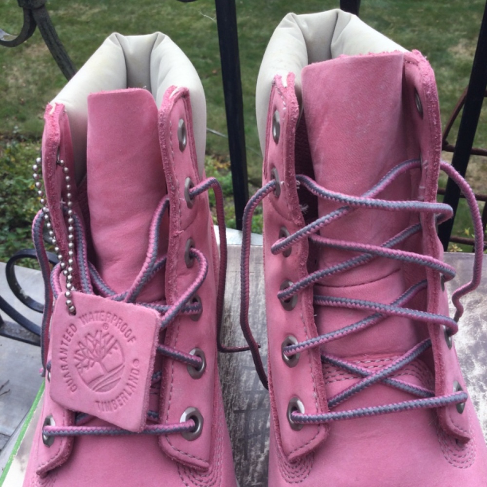 Lt.Pink Timberland Boots Junior Size 6 - Picture 3 of 10